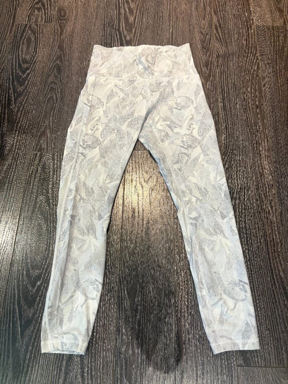 Lululemon Train Times 7/8 Pant 25" Jasmine White Multi